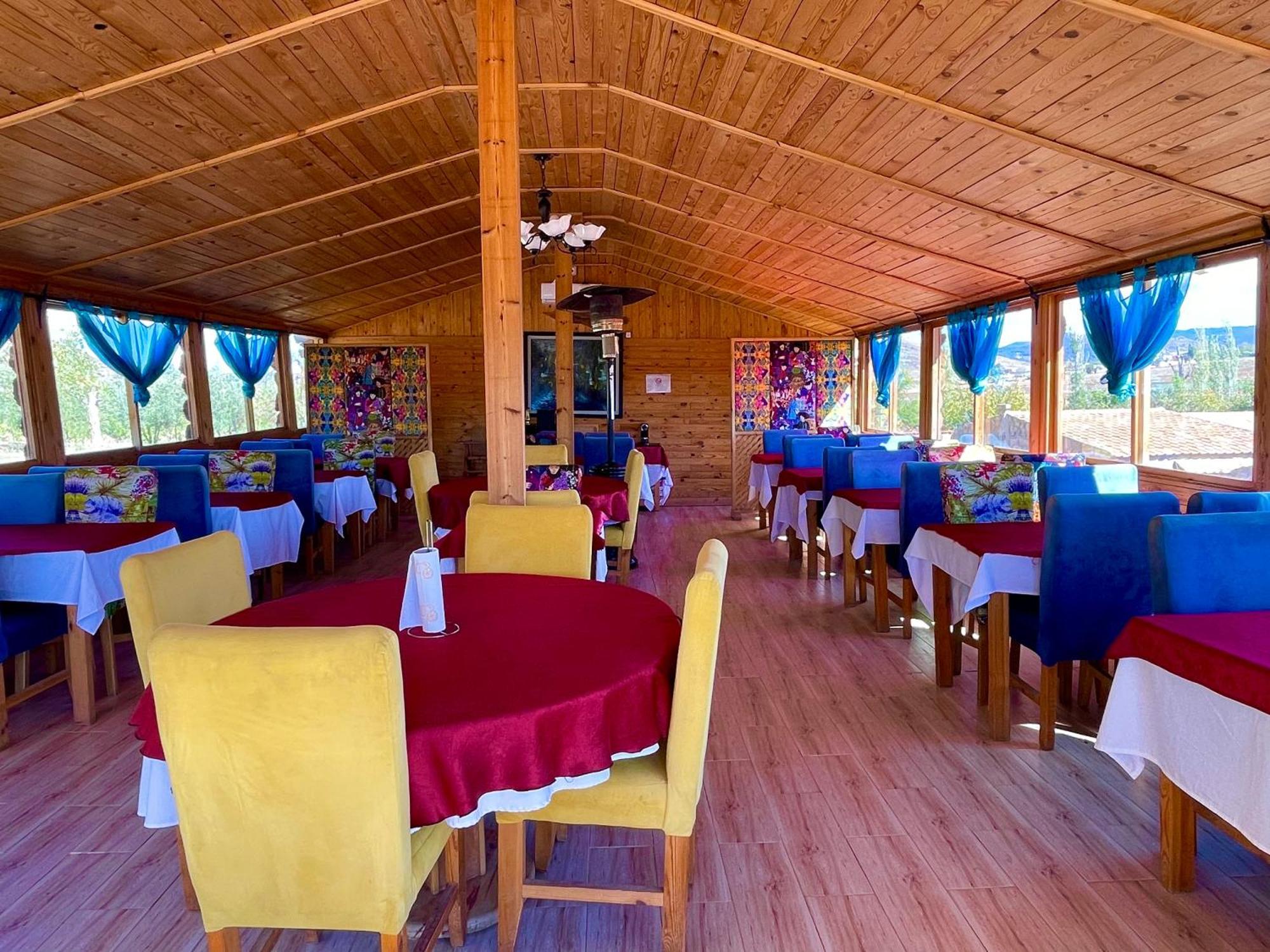 Ferme D'Hote La Vallee Azrou Exteriör bild